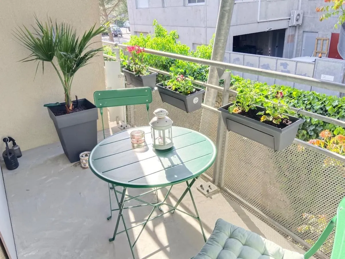 Petite Luma Apartamento Arles