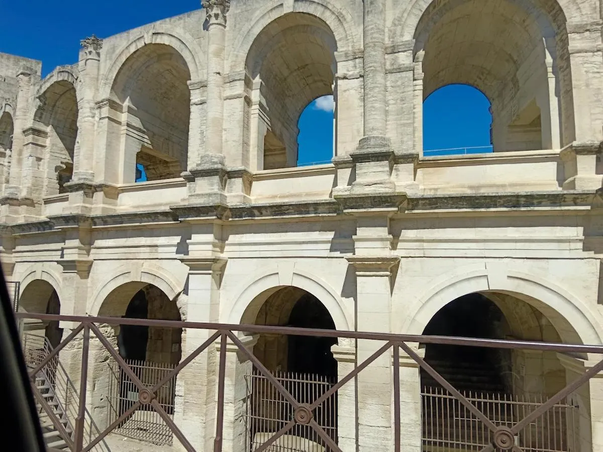Petite Luma Apartamento Arles 0*,